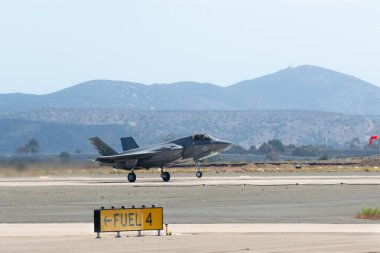 Miramar Hava Gösterisi sırasında Lockheed Martin F-35 Lightning