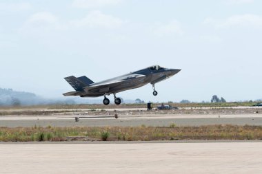 Miramar Hava Gösterisi sırasında Lockheed Martin F-35 Lightning