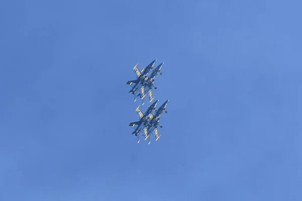 U.S. Navy Blue Angels podczas Miramar Air Show — Zdjęcie stockowe