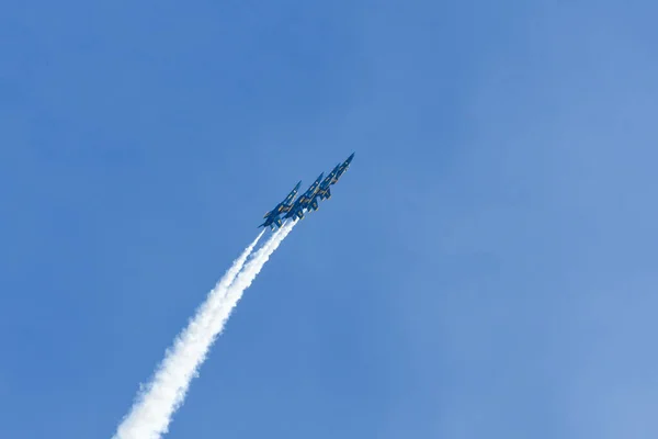 U.S. Navy Blue Angels durante o Miramar Air Show — Fotografia de Stock