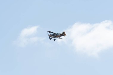 Jon Melby, Miramar Hava Gösterisi sırasında Hangar 24 Kas Çift Düzlemli