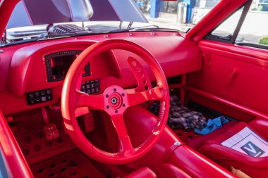 Acımasız. 1965 Ford Mustang Fastback Galpin ca sırasında sergileniyor