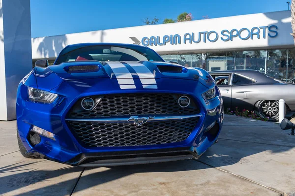 Galpin-Fisker Mustang Roket 725hp Galpin arabasında sergileniyor — Stok fotoğraf