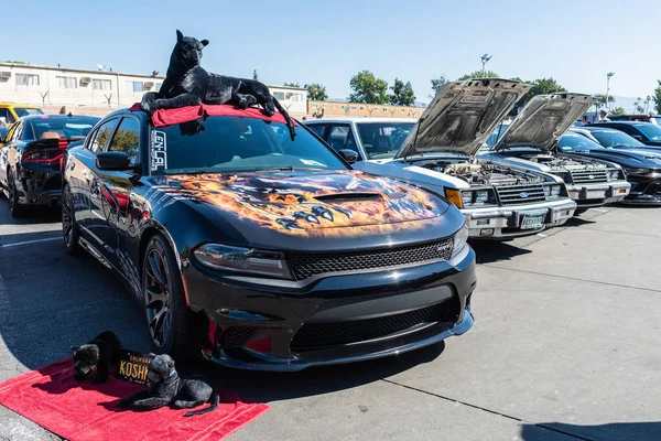 ( 영어 ) Dodge charger SRT on display during Galpin car show. — 스톡 사진