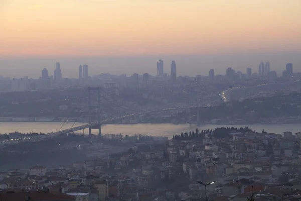Jembatan Bosporus Dan Istanbul Skyline — Stok Foto