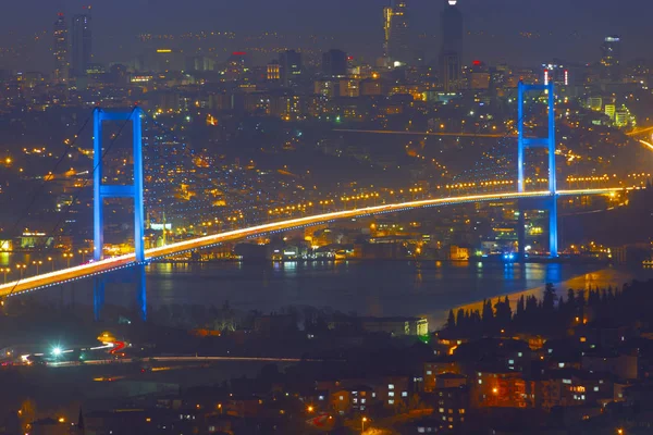 Ponte Bósforo Skyline Istambul — Fotografia de Stock