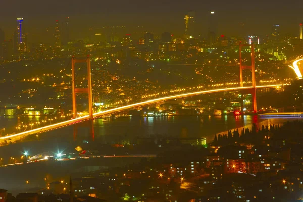Boğaziçi Köprüsü Istanbul Silüeti — Stok fotoğraf