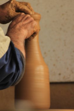 Bilecik bozcaarmut gölet ve ufuk çizgisi