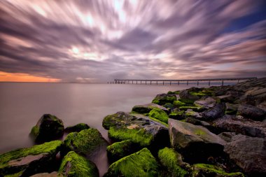 Çeşitli ünlü yerler ve uzun pozlama, günbatımı ve gündoğumu