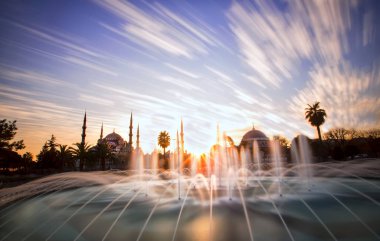 Çeşitli ünlü yerler ve uzun pozlama, günbatımı ve gündoğumu