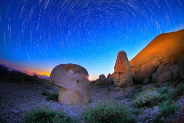 Çeşitli ülkelerden gelen gece fotoğrafları