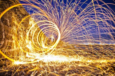 Çeşitli ülkelerden gelen gece fotoğrafları