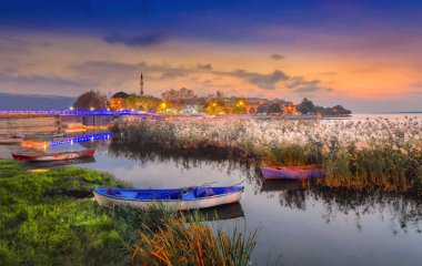 Çeşitli ülkelerden gelen gece fotoğrafları