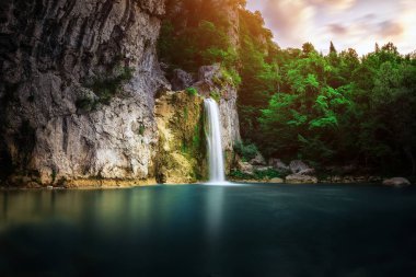 Sonbahar ve bahar manzara fotoğrafları