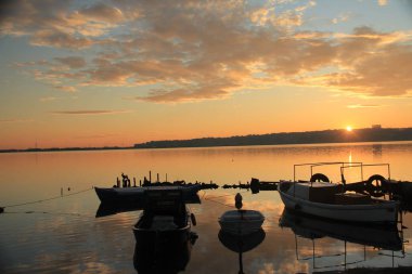 Uzun pozlama iskelesi ve manzarası