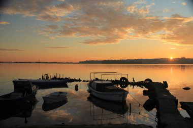 Uzun pozlama iskelesi ve manzarası