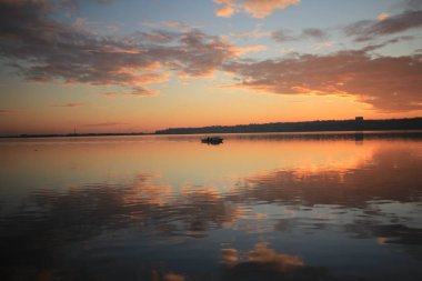 Uzun pozlama iskelesi ve manzarası