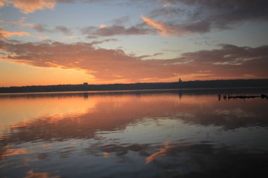 Uzun pozlama iskelesi ve manzarası