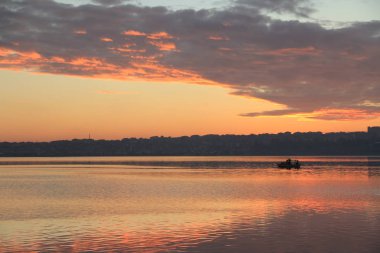 Uzun pozlama iskelesi ve manzarası
