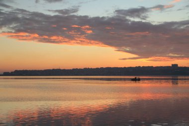 Uzun pozlama iskelesi ve manzarası