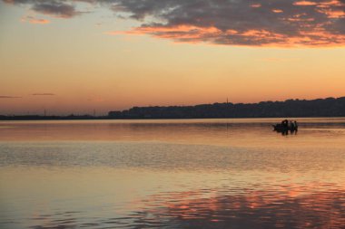 Uzun pozlama iskelesi ve manzarası