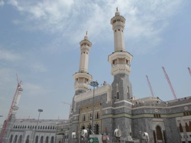 Suudi Arabistan-Mekke 20 Haziran 2015, Kaaba vinç üstüne düştü, 300 kişi öldürüldü, vinç kazası