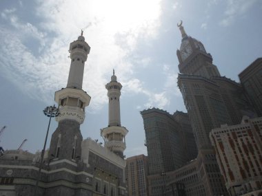 Suudi Arabistan-Mekke 20 Haziran 2015, Kaaba vinç üstüne düştü, 300 kişi öldürüldü, vinç kazası