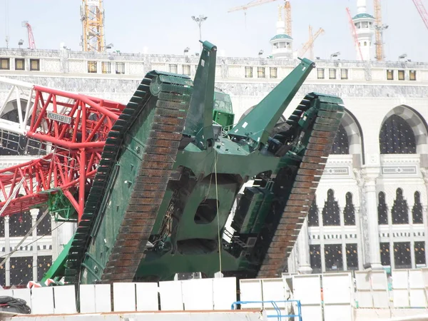 Arabia Saudita Mecca Giugno 2015 Kaaba Cima Alla Gru Caduta — Foto Stock