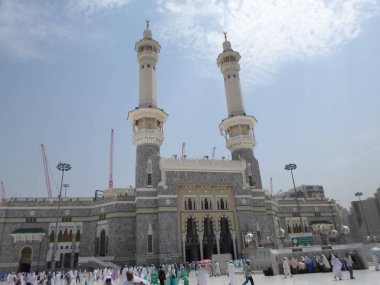 Suudi Arabistan-Mekke 20 Haziran 2015, Kaaba vinç üstüne düştü, 300 kişi öldürüldü, vinç kazası