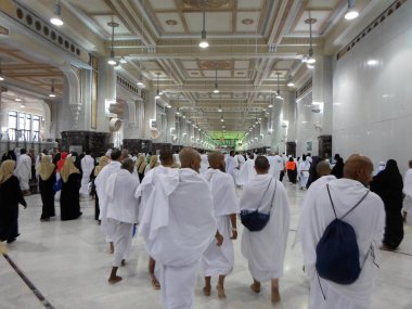Suudi Arabistan-Mekke 20 Haziran 2019, Müslümanlar ibadet kutsal arazi içinde.