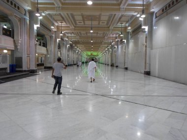 Suudi Arabistan-Mekke 20 Haziran 2019, Müslümanlar ibadet kutsal arazi içinde.