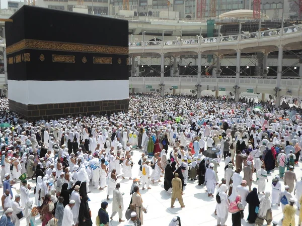 Σαουδική Αραβία Μέκκα Ιουνίου 2019 Μουσουλμάνοι Λατρεύουν Τους Αγίους Τόπους — Φωτογραφία Αρχείου