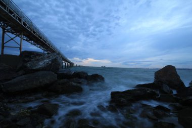 Uzun pozlama iskelesi ve İstanbul şehri