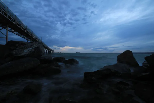 Long Exposure Pier Och Istanbul City — Stockfoto