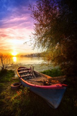 Apolyont Ulubat gölü Glyazi Bursa Türkiye