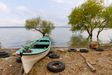 Apolyont Ulubat gölü Glyazi Bursa Türkiye