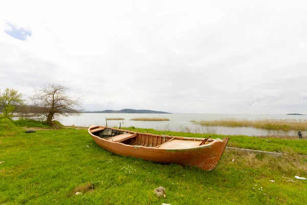 Apolyont Ulubat gölü Glyazi Bursa Türkiye