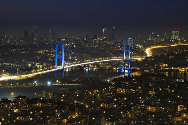Bosporus Brücke Und Istanbul — Stockfoto