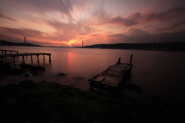Boğaz Köprüsü Günbatımı — Stok fotoğraf