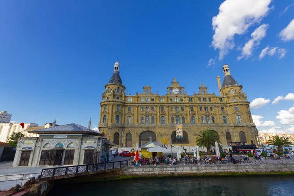 Haydarpaşa Tren İstasyonu, Kadıköy