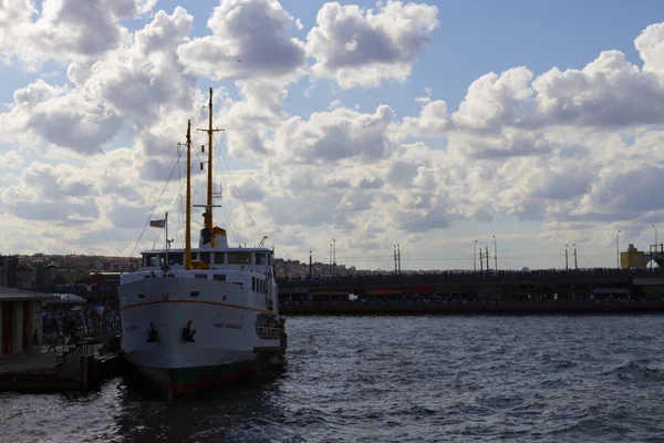 Plavba Moři Starým Trajektem Parník Bosporus Istanbul Turecko — Stock fotografie