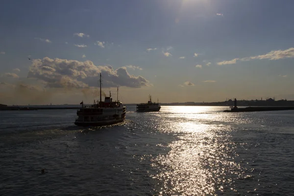 Plavba Moři Starým Trajektem Parník Bosporus Istanbul Turecko — Stock fotografie