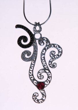 Kadın Takı ve Tasarım