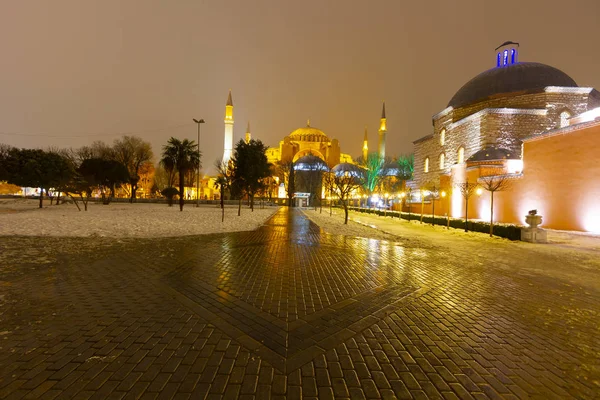 Mesquita Azul Mehmet Akif Ersoy Park — Fotografia de Stock