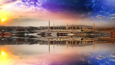 Müslümanların ibadet nabawi Camii, Medine, Suudi Arabistan için toplandı