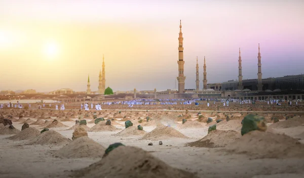 Müslümanların ibadet nabawi Camii, Medine, Suudi Arabistan için toplandı