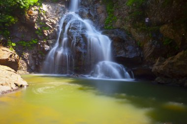 Türkiye'nin şelaleleri ve nehirleri. Erikli şelalesi, Çınarcık, Yalova, Türkiye