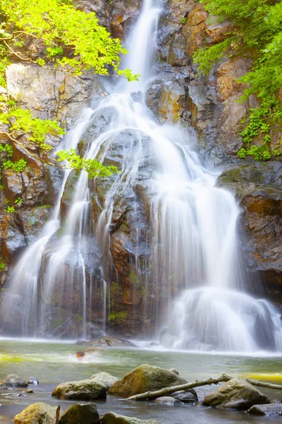 stock image Turkey's waterfalls and rivers. Erikli waterfall, Cinarcik, Yalova, Turkey