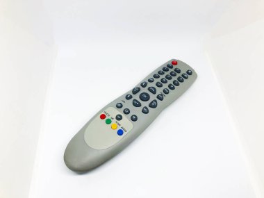 Uydu uzaktan kumanda beyaz arka plan