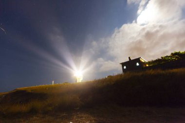 Rumeli Karaburun Feneri ve şehir
